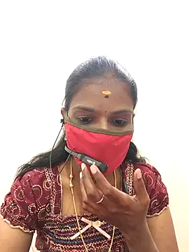 Snapshot of Tamil_Yalini12 chatting on 02/07/26, 06:05 Tamil Yalini12 online show from 02/07/26, 06:05