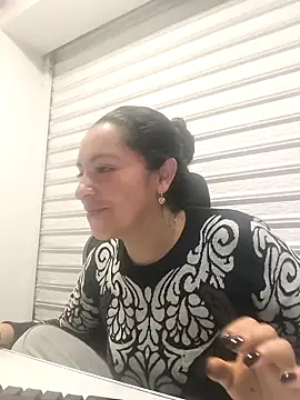 Alisson Stonee online show from 02/01/26, 06:06