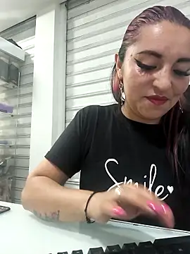 Alisson Stonee online show from 04/19/26, 11:18