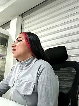 Alisson Stonee online show from 04/02/26, 12:29