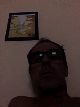 tiago1981pt online show from 10/06/25, 02:13