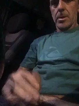 tiago1981pt online show from 10/12/25, 02:46