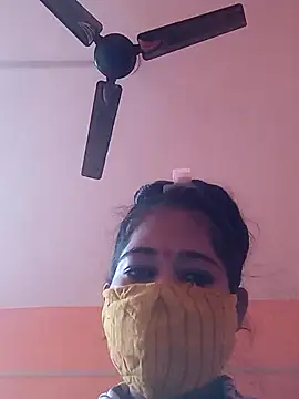 Snapshot of Mansi01 chatting on 10/20/25, 07:53 Mansi01 online show from 10/20/25, 07:53