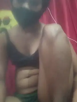 Snapshot of Mansi01 chatting on 10/14/25, 06:47 Mansi01 online show from 10/14/25, 06:47