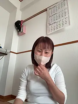 noa 00121 online show from 10/23/25, 02:10