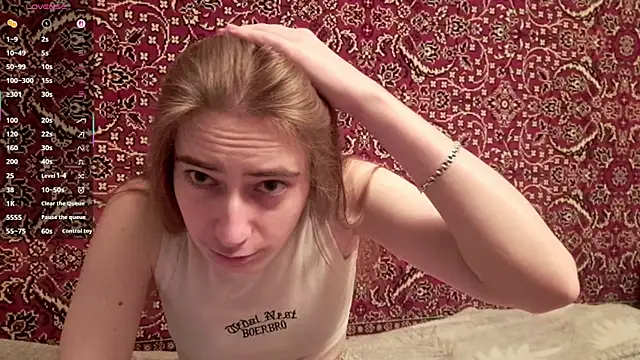 ivetabloom online show from 11/28/25, 03:01