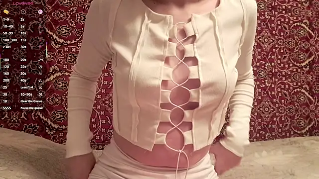 ivetabloom online show from 12/05/25, 07:23