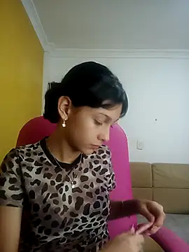 xoxo milk online show from 10/09/25, 02:50