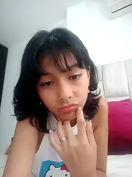 xoxo milk online show from 09/20/25, 06:02