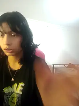 xoxo milk online show from 11/08/25, 06:33