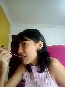 xoxo milk online show from 10/02/25, 04:54