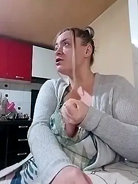 Mommygetnaughty online show from 12/05/25, 09:12