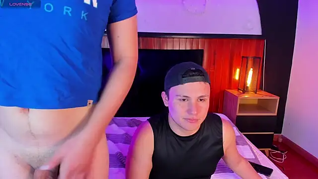Boy2Boy Aheat online show from 09/26/25, 08:49