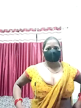 Snapshot of School_medam chatting on 10/11/25, 03:46 School medam online show from 10/11/25, 03:46