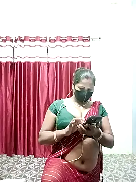 Snapshot of School_medam chatting on 10/27/25, 03:57 School medam online show from 10/27/25, 03:57