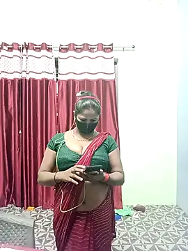 Snapshot of School_medam chatting on 10/06/25, 03:57 School medam online show from 10/06/25, 03:57