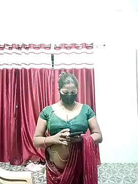 Snapshot of School_medam chatting on 10/13/25, 12:01 School medam online show from 10/13/25, 12:01