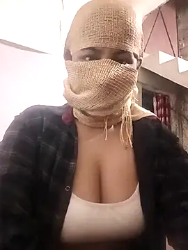 Snapshot of Shazfairy chatting on 09/27/25, 06:47 Shazfairy online show from 09/27/25, 06:47