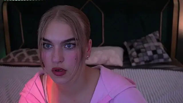 AlinaLiii online show from 11/10/25, 08:58