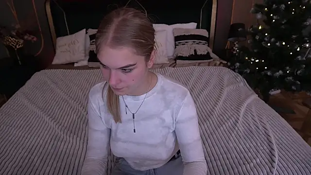 AlinaLiii online show from 01/07/26, 03:39