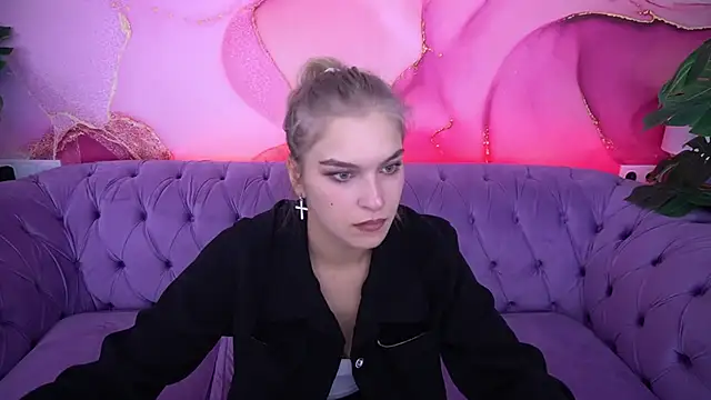 AlinaLiii online show from 11/27/25, 01:33