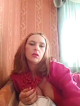Snapshot of LaraDiva7799 chatting on 10/13/25, 06:48 LaraDiva7799 online show from 10/13/25, 06:48