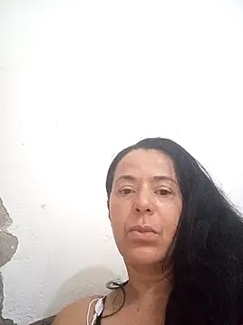 lucineia7 online show from 10/28/25, 03:33