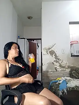 lucineia7 online show from 01/11/26, 01:34