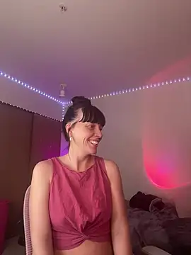 MaciiMayy online show from 07/16/26, 11:02