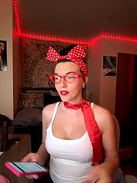 MaciiMayy online show from 12/05/25, 12:10