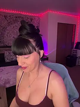 MaciiMayy online show from 03/28/26, 09:05