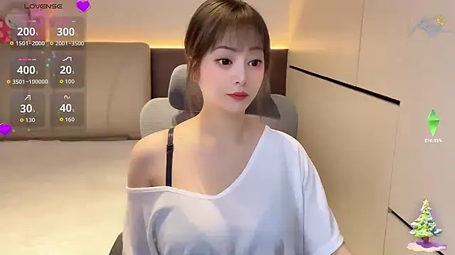 Snapshot of Koo-liy chatting on 07/20/26, 05:37 Koo-liy online show from 07/20/26, 05:37