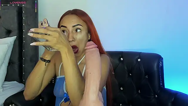 Kelseyfoxy  online show from 05/27/26, 12:34