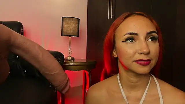 Kelseyfoxy  online show from 06/12/26, 12:47