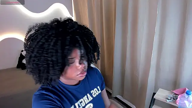 kehlannis  online show from 11/05/25, 08:12