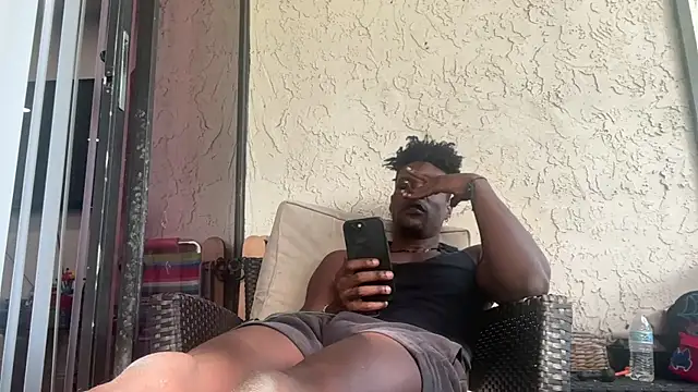 Snapshot of MrDaddyBlackNi9e chatting on 10/02/25, 08:12 MrDaddyBlackNi9e online show from 10/02/25, 08:12