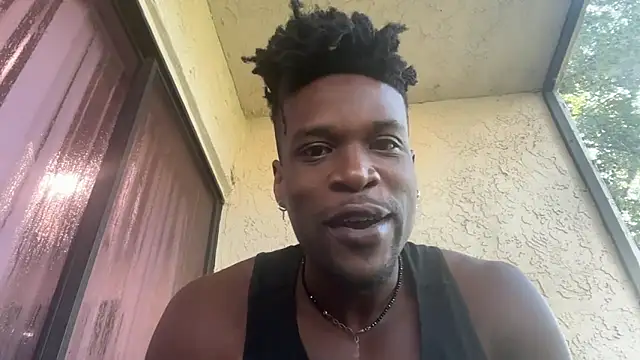 Snapshot of MrDaddyBlackNi9e chatting on 09/26/25, 12:23 MrDaddyBlackNi9e online show from 09/26/25, 12:23