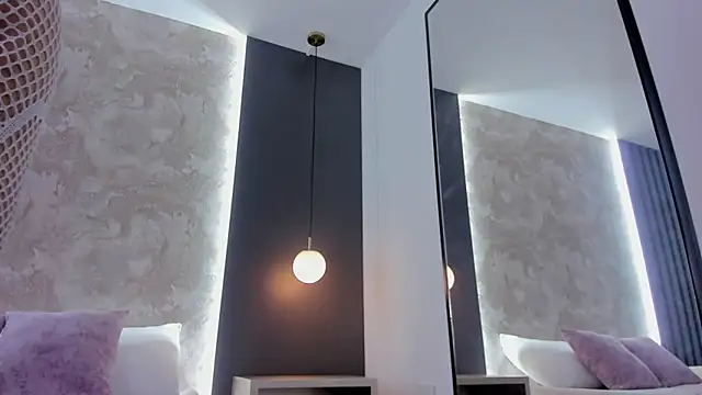 olivia willoow online show from 10/14/25, 07:25