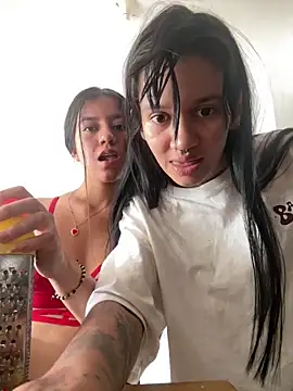 Snapshot of AriadneNort chatting on 11/15/25, 05:39 AriadneNort online show from 11/15/25, 05:39