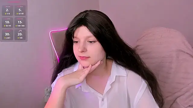 AishaAysitt online show from 10/07/25, 09:21