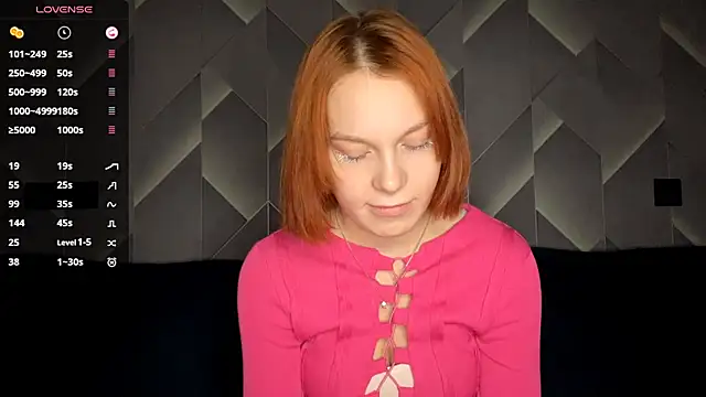 FoxLina online show from 11/23/25, 07:46