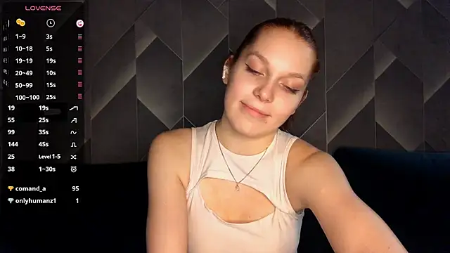 FoxLina online show from 10/24/25, 08:30