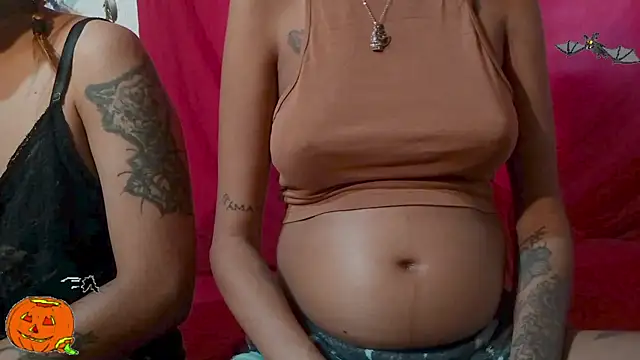 Couple Moth666 online show from 10/17/25, 04:42