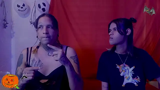 Couple Moth666 online show from 10/24/25, 12:37