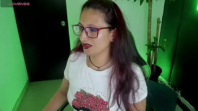 VictoriaSpenser online show from 12/01/25, 01:45