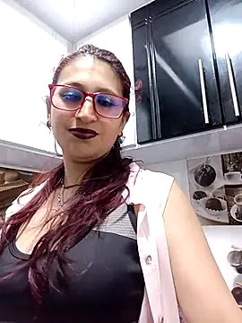 VictoriaSpenser online show from 12/14/25, 01:17