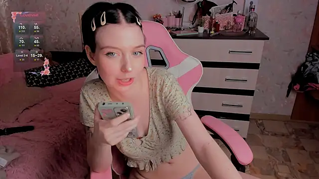 margopink online show from 12/13/25, 09:21