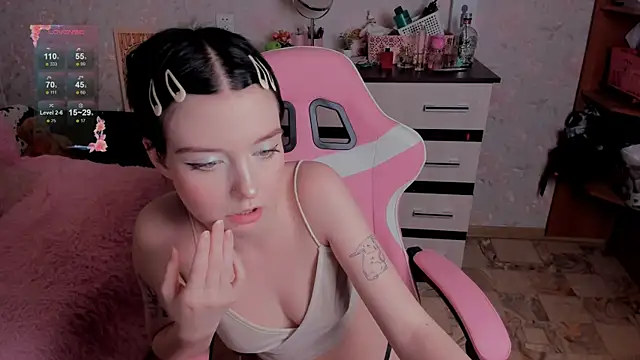 margopink online show from 10/28/25, 07:51