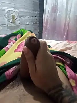 Snapshot of Deiyerpp chatting on 12/19/25, 03:21 Deiyerpp online show from 12/19/25, 03:21