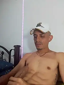 LATINO27CM online show from 11/01/25, 10:03